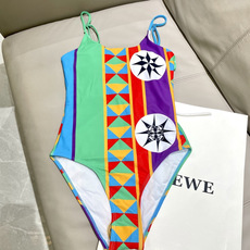 罗意威新款泳衣 定制对版五金 😍🥰适合多种场景的游泳衣🏊♀️海边 游泳池 温泉 水上乐园 漂流都可以 罗意威新款泳衣 定制对版五金 😍🥰适合多种场景的游泳衣🏊♀️海边 游泳池 温泉 水上乐园 漂流都可以