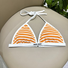 miumiu新款连体泳衣👙❤️😍🥰适合多种场景的游泳衣🏊♀️海边 游泳池 温泉 水上乐园 漂流都可以😌 miumiu新款连体泳衣👙❤️😍🥰适合多种场景的游泳衣🏊♀️海边 游泳池 温泉 水上乐园 漂流都可以😌