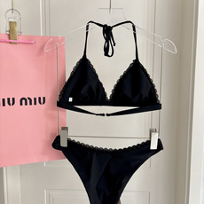 miumiu新款连体泳衣👙❤️😍🥰适合多种场景的游泳衣🏊♀️海边 游泳池 温泉 水上乐园 漂流都可以😌 miumiu新款连体泳衣👙❤️😍🥰适合多种场景的游泳衣🏊♀️海边 游泳池 温泉 水上乐园 漂流都可以😌