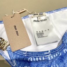 miumiu新款分体泳衣👙❤️😍🥰适合多种场景的游泳衣🏊♀️海边 游泳池 温泉 水上乐园 漂流都可以😌 miumiu新款分体泳衣👙❤️😍🥰适合多种场景的游泳衣🏊♀️海边 游泳池 温泉 水上乐园 漂流都可以😌