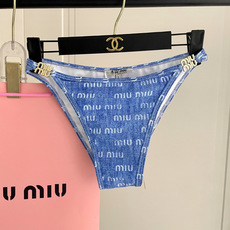 miumiu新款分体泳衣👙❤️😍🥰适合多种场景的游泳衣🏊♀️海边 游泳池 温泉 水上乐园 漂流都可以😌 miumiu新款分体泳衣👙❤️😍🥰适合多种场景的游泳衣🏊♀️海边 游泳池 温泉 水上乐园 漂流都可以😌