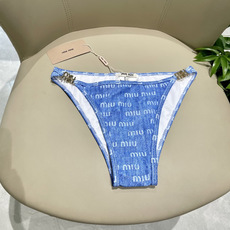 miumiu新款分体泳衣👙❤️😍🥰适合多种场景的游泳衣🏊♀️海边 游泳池 温泉 水上乐园 漂流都可以😌 miumiu新款分体泳衣👙❤️😍🥰适合多种场景的游泳衣🏊♀️海边 游泳池 温泉 水上乐园 漂流都可以😌
