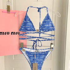 miumiu新款分体泳衣👙❤️😍🥰适合多种场景的游泳衣🏊♀️海边 游泳池 温泉 水上乐园 漂流都可以😌 miumiu新款分体泳衣👙❤️😍🥰适合多种场景的游泳衣🏊♀️海边 游泳池 温泉 水上乐园 漂流都可以😌