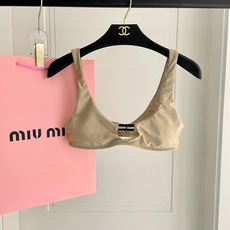 miumiu新款分体泳衣👙❤️😍🥰适合多种场景的游泳衣🏊♀️海边 游泳池 温泉 水上乐园 漂流都可以😌 miumiu新款分体泳衣👙❤️😍🥰适合多种场景的游泳衣🏊♀️海边 游泳池 温泉 水上乐园 漂流都可以😌