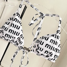 miumiu新款分体泳衣👙❤️😍🥰适合多种场景的游泳衣🏊♀️海边 游泳池 温泉 水上乐园 漂流都可以😌 miumiu新款分体泳衣👙❤️😍🥰适合多种场景的游泳衣🏊♀️海边 游泳池 温泉 水上乐园 漂流都可以😌