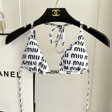 miumiu新款分体泳衣👙❤️😍🥰适合多种场景的游泳衣🏊♀️海边 游泳池 温泉 水上乐园 漂流都可以😌 miumiu新款分体泳衣👙❤️😍🥰适合多种场景的游泳衣🏊♀️海边 游泳池 温泉 水上乐园 漂流都可以😌