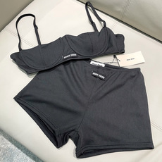 miumiu新款分体针织泳衣👙❤️😍🥰适合多种场景的游泳衣🏊♀️海边 游泳池 温泉 水上乐园 漂流都可 miumiu新款分体针织泳衣👙❤️😍🥰适合多种场景的游泳衣🏊♀️海边 游泳池 温泉 水上乐园 漂流都可