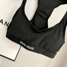 miumiu新款分体泳衣👙❤️😍🥰适合多种场景的游泳衣🏊♀️海边 游泳池 温泉 水上乐园 漂流都可以😌 miumiu新款分体泳衣👙❤️😍🥰适合多种场景的游泳衣🏊♀️海边 游泳池 温泉 水上乐园 漂流都可以😌