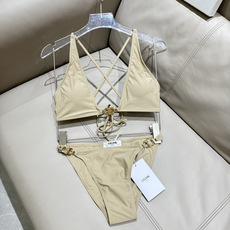 Celine连体泳衣新款😍🥰适合多种场景的游泳衣🏊♀️海边 游泳池 温泉 水上乐园 漂流都可以😌内搭也 Celine连体泳衣新款😍🥰适合多种场景的游泳衣🏊♀️海边 游泳池 温泉 水上乐园 漂流都可以😌内搭也