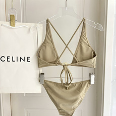 Celine连体泳衣新款😍🥰适合多种场景的游泳衣🏊♀️海边 游泳池 温泉 水上乐园 漂流都可以😌内搭也 Celine连体泳衣新款😍🥰适合多种场景的游泳衣🏊♀️海边 游泳池 温泉 水上乐园 漂流都可以😌内搭也