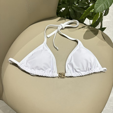 miumiu新款分体泳衣👙❤️😍🥰适合多种场景的游泳衣🏊♀️海边 游泳池 温泉 水上乐园 漂流都可以😌 miumiu新款分体泳衣👙❤️😍🥰适合多种场景的游泳衣🏊♀️海边 游泳池 温泉 水上乐园 漂流都可以😌