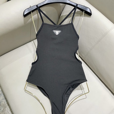 普拉达针织泳衣😍🥰适合多种场景的游泳衣🏊♀️海边 游泳池 温泉 水上乐园 漂流都可以😌内搭也完全可以 普拉达针织泳衣😍🥰适合多种场景的游泳衣🏊♀️海边 游泳池 温泉 水上乐园 漂流都可以😌内搭也完全可以