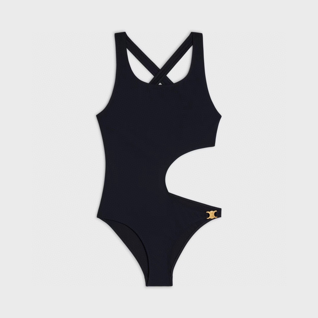 Celine新款泳衣👙❤️😍🥰适合多种场景的游泳衣🏊‍♀️海边 游泳池 温泉 水上乐园 漂流都可以😌内搭