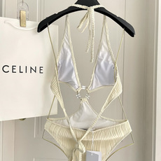 Celine新款泳衣👙❤️😍🥰适合多种场景的游泳衣🏊♀️海边 游泳池 温泉 水上乐园 漂流都可以😌内搭 Celine新款泳衣👙❤️😍🥰适合多种场景的游泳衣🏊♀️海边 游泳池 温泉 水上乐园 漂流都可以😌内搭