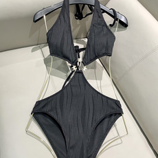 Celine新款泳衣👙❤️😍🥰适合多种场景的游泳衣🏊♀️海边 游泳池 温泉 水上乐园 漂流都可以😌内搭 Celine新款泳衣👙❤️😍🥰适合多种场景的游泳衣🏊♀️海边 游泳池 温泉 水上乐园 漂流都可以😌内搭