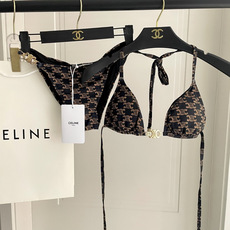 Celine新款比基尼泳衣👙❤️😍🥰适合多种场景的游泳衣🏊♀️海边 游泳池 温泉 水上乐园 漂流都可以 Celine新款比基尼泳衣👙❤️😍🥰适合多种场景的游泳衣🏊♀️海边 游泳池 温泉 水上乐园 漂流都可以
