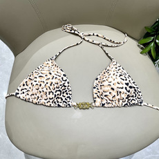 Celine新款泳衣👙❤️😍🥰适合多种场景的游泳衣🏊♀️海边 游泳池 温泉 水上乐园 漂流都可以😌内搭 Celine新款泳衣👙❤️😍🥰适合多种场景的游泳衣🏊♀️海边 游泳池 温泉 水上乐园 漂流都可以😌内搭
