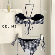Celine新款泳衣👙❤️😍🥰适合多种场景的游泳衣🏊♀️海边 游泳池 温泉 水上乐园 漂流都可以😌内搭 Celine新款泳衣👙❤️😍🥰适合多种场景的游泳衣🏊♀️海边 游泳池 温泉 水上乐园 漂流都可以😌内搭