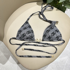 Celine新款泳衣👙❤️😍🥰适合多种场景的游泳衣🏊♀️海边 游泳池 温泉 水上乐园 漂流都可以😌内搭 Celine新款泳衣👙❤️😍🥰适合多种场景的游泳衣🏊♀️海边 游泳池 温泉 水上乐园 漂流都可以😌内搭