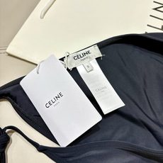 Celine新款泳衣👙❤️😍🥰适合多种场景的游泳衣🏊♀️海边 游泳池 温泉 水上乐园 漂流都可以😌内搭 Celine新款泳衣👙❤️😍🥰适合多种场景的游泳衣🏊♀️海边 游泳池 温泉 水上乐园 漂流都可以😌内搭