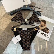 Celine新款泳衣👙❤️😍🥰适合多种场景的游泳衣🏊♀️海边 游泳池 温泉 水上乐园 漂流都可以😌内搭 Celine新款泳衣👙❤️😍🥰适合多种场景的游泳衣🏊♀️海边 游泳池 温泉 水上乐园 漂流都可以😌内搭