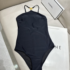 Celine新款泳衣👙❤️😍🥰适合多种场景的游泳衣🏊♀️海边 游泳池 温泉 水上乐园 漂流都可以😌内搭 Celine新款泳衣👙❤️😍🥰适合多种场景的游泳衣🏊♀️海边 游泳池 温泉 水上乐园 漂流都可以😌内搭
