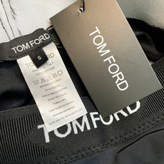 TOMFORD新款比基尼😍🥰适合多种场景的游泳衣🏊♀️海边 游泳池 温泉 水上乐园 漂流都可以😌内搭也 TOMFORD新款比基尼😍🥰适合多种场景的游泳衣🏊♀️海边 游泳池 温泉 水上乐园 漂流都可以😌内搭也