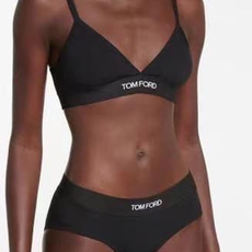TOMFORD新款比基尼😍🥰适合多种场景的游泳衣🏊♀️海边 游泳池 温泉 水上乐园 漂流都可以😌内搭也 TOMFORD新款比基尼😍🥰适合多种场景的游泳衣🏊♀️海边 游泳池 温泉 水上乐园 漂流都可以😌内搭也