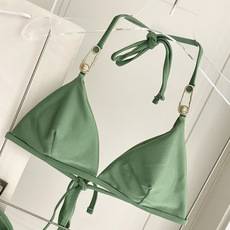 范思哲新款比基尼泳衣 对版五金😍🥰适合多种场景的游泳衣🏊♀️海边 游泳池 温泉 水上乐园 漂流都可以 范思哲新款比基尼泳衣 对版五金😍🥰适合多种场景的游泳衣🏊♀️海边 游泳池 温泉 水上乐园 漂流都可以