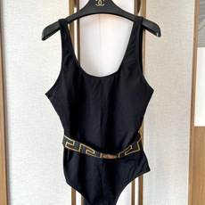范思哲新款泳衣 😍🥰适合多种场景的游泳衣🏊♀️海边 游泳池 温泉 水上乐园 漂流都可以😌内搭也完全可 范思哲新款泳衣 😍🥰适合多种场景的游泳衣🏊♀️海边 游泳池 温泉 水上乐园 漂流都可以😌内搭也完全可