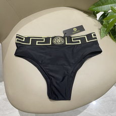 范思哲比基尼😍🥰适合多种场景的游泳衣🏊♀️海边 游泳池 温泉 水上乐园 漂流都可以😌内搭也完全可以 连 范思哲比基尼😍🥰适合多种场景的游泳衣🏊♀️海边 游泳池 温泉 水上乐园 漂流都可以😌内搭也完全可以 连