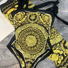 范思哲新款时尚潮流款 😍🥰适合多种场景的游泳衣🏊♀️海边 游泳池 温泉 水上乐园 漂流都可以😌内搭也完 范思哲新款时尚潮流款 😍🥰适合多种场景的游泳衣🏊♀️海边 游泳池 温泉 水上乐园 漂流都可以😌内搭也完