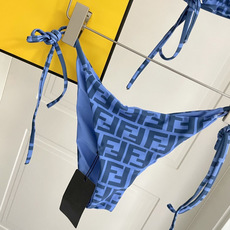 芬迪比基尼😍🥰适合多种场景的游泳衣🏊♀️海边 游泳池 温泉 水上乐园 漂流都可以😌内搭也完全可以 连体 芬迪比基尼😍🥰适合多种场景的游泳衣🏊♀️海边 游泳池 温泉 水上乐园 漂流都可以😌内搭也完全可以 连体