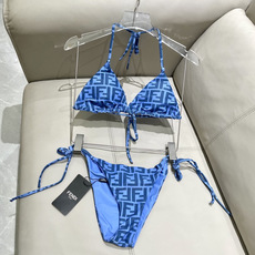 芬迪比基尼😍🥰适合多种场景的游泳衣🏊♀️海边 游泳池 温泉 水上乐园 漂流都可以😌内搭也完全可以 连体 芬迪比基尼😍🥰适合多种场景的游泳衣🏊♀️海边 游泳池 温泉 水上乐园 漂流都可以😌内搭也完全可以 连体