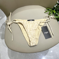 芬迪比基尼😍🥰适合多种场景的游泳衣🏊♀️海边 游泳池 温泉 水上乐园 漂流都可以😌内搭也完全可以 连体 芬迪比基尼😍🥰适合多种场景的游泳衣🏊♀️海边 游泳池 温泉 水上乐园 漂流都可以😌内搭也完全可以 连体