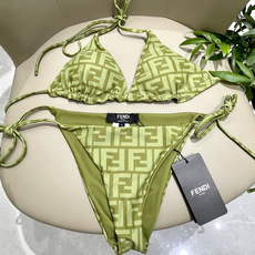 芬迪比基尼😍🥰适合多种场景的游泳衣🏊♀️海边 游泳池 温泉 水上乐园 漂流都可以😌内搭也完全可以 连体 芬迪比基尼😍🥰适合多种场景的游泳衣🏊♀️海边 游泳池 温泉 水上乐园 漂流都可以😌内搭也完全可以 连体