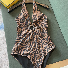 Fendi 芬迪连体😍🥰适合多种场景的游泳衣🏊♀️海边 游泳池 温泉 水上乐园 漂流都可以😌内搭也完全 Fendi 芬迪连体😍🥰适合多种场景的游泳衣🏊♀️海边 游泳池 温泉 水上乐园 漂流都可以😌内搭也完全