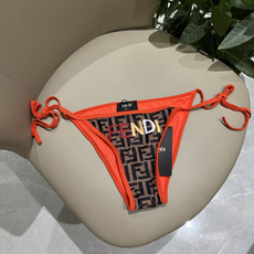 芬迪比基尼😍🥰适合多种场景的游泳衣🏊♀️海边 游泳池 温泉 水上乐园 漂流都可以😌内搭也完全可以 连体 芬迪比基尼😍🥰适合多种场景的游泳衣🏊♀️海边 游泳池 温泉 水上乐园 漂流都可以😌内搭也完全可以 连体