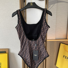 芬迪连体😍🥰适合多种场景的游泳衣🏊♀️海边 游泳池 温泉 水上乐园 漂流都可以😌内搭也完全可以 连体设 芬迪连体😍🥰适合多种场景的游泳衣🏊♀️海边 游泳池 温泉 水上乐园 漂流都可以😌内搭也完全可以 连体设