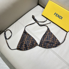 Fendi复古老花泳装三件套 承包整个夏日度假高光轻奢氛围感,泳池邮轮轻松拿捏贵气质感Fendi经典满印 Fendi复古老花泳装三件套 承包整个夏日度假高光轻奢氛围感,泳池邮轮轻松拿捏贵气质感Fendi经典满印