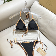 巴宝莉新款比基尼泳衣 😍🥰适合多种场景的游泳衣🏊♀️海边 游泳池 温泉 水上乐园 漂流都可以😌内搭也 巴宝莉新款比基尼泳衣 😍🥰适合多种场景的游泳衣🏊♀️海边 游泳池 温泉 水上乐园 漂流都可以😌内搭也