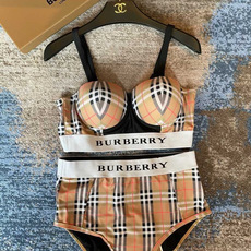 Burbbey巴宝莉高腰比基尼 带钢托硬包 👙❤️😍🥰适合多种场景的游泳衣🏊♀️海边 游泳池 温泉 水 Burbbey巴宝莉高腰比基尼 带钢托硬包 👙❤️😍🥰适合多种场景的游泳衣🏊♀️海边 游泳池 温泉 水