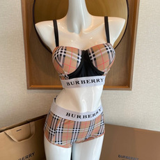 Burbbey巴宝莉高腰比基尼 带钢托硬包 👙❤️😍🥰适合多种场景的游泳衣🏊♀️海边 游泳池 温泉 水 Burbbey巴宝莉高腰比基尼 带钢托硬包 👙❤️😍🥰适合多种场景的游泳衣🏊♀️海边 游泳池 温泉 水