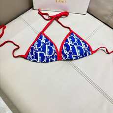 迪奥比基尼👙❤️😍🥰适合多种场景的游泳衣🏊♀️海边 游泳池 温泉 水上乐园 漂流都可以😌内搭外穿也完全 迪奥比基尼👙❤️😍🥰适合多种场景的游泳衣🏊♀️海边 游泳池 温泉 水上乐园 漂流都可以😌内搭外穿也完全