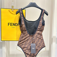 芬迪连体😍🥰适合多种场景的游泳衣🏊♀️海边 游泳池 温泉 水上乐园 漂流都可以😌内搭也完全可以 连体设 芬迪连体😍🥰适合多种场景的游泳衣🏊♀️海边 游泳池 温泉 水上乐园 漂流都可以😌内搭也完全可以 连体设