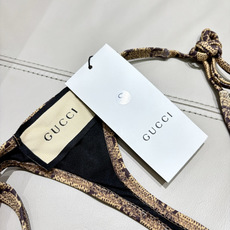Gucci丁字裤😍🥰适合多种场景的游泳衣🏊♀️海边 游泳池 温泉 水上乐园 漂流都可以😌内搭也完全可以 Gucci丁字裤😍🥰适合多种场景的游泳衣🏊♀️海边 游泳池 温泉 水上乐园 漂流都可以😌内搭也完全可以