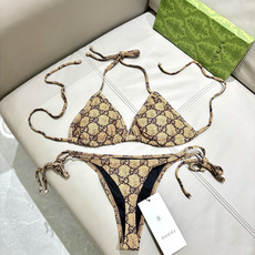 Gucci丁字裤😍🥰适合多种场景的游泳衣🏊♀️海边 游泳池 温泉 水上乐园 漂流都可以😌内搭也完全可以 Gucci丁字裤😍🥰适合多种场景的游泳衣🏊♀️海边 游泳池 温泉 水上乐园 漂流都可以😌内搭也完全可以