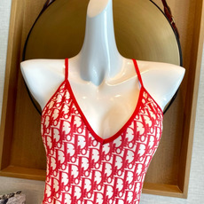 迪奥泳衣 印花适合多种场景的游泳衣🏊♀️海边 游泳池 温泉 水上乐园 漂流都可以😌内搭也完全可以 连体 迪奥泳衣 印花适合多种场景的游泳衣🏊♀️海边 游泳池 温泉 水上乐园 漂流都可以😌内搭也完全可以 连体