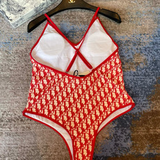 迪奥泳衣 印花适合多种场景的游泳衣🏊♀️海边 游泳池 温泉 水上乐园 漂流都可以😌内搭也完全可以 连体 迪奥泳衣 印花适合多种场景的游泳衣🏊♀️海边 游泳池 温泉 水上乐园 漂流都可以😌内搭也完全可以 连体