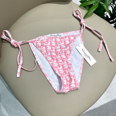 迪奥比基尼泳衣👙❤️😍🥰适合多种场景的游泳衣🏊♀️海边 游泳池 温泉 水上乐园 漂流都可以😌内搭外穿也 迪奥比基尼泳衣👙❤️😍🥰适合多种场景的游泳衣🏊♀️海边 游泳池 温泉 水上乐园 漂流都可以😌内搭外穿也